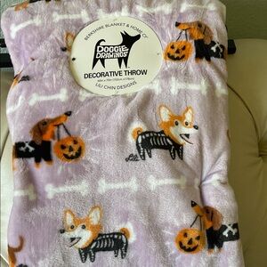Doggie Drawings Decorative dachshund,corgi Halloween Throw Blanket